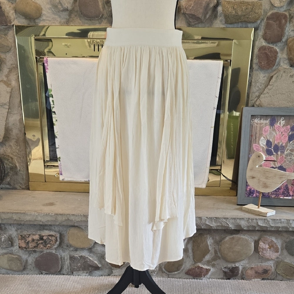 Express Cream Midi Skirt